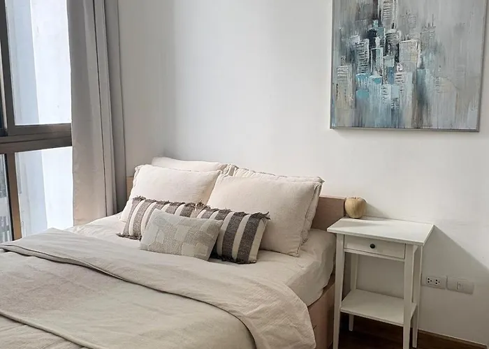 Appartamento Ideo Mix Sukhumvit 103, Right Next To Bts Udomsuk *