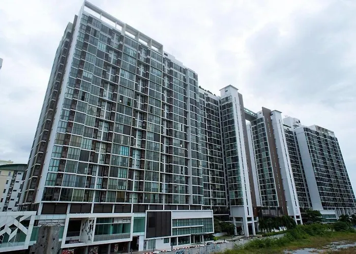 Appartamento Ideo Mix Sukhumvit 103, Right Next To Bts Udomsuk